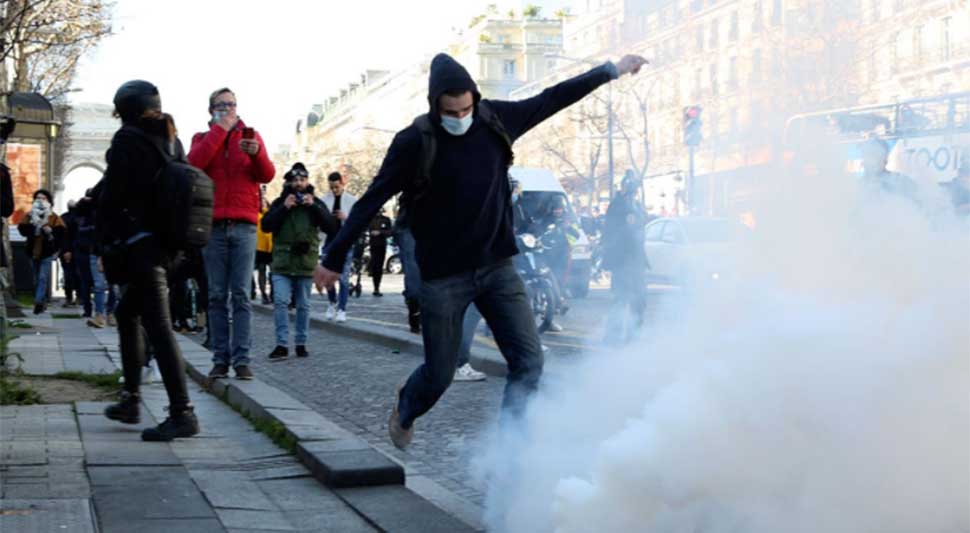 Protesti Pariz.jpg
